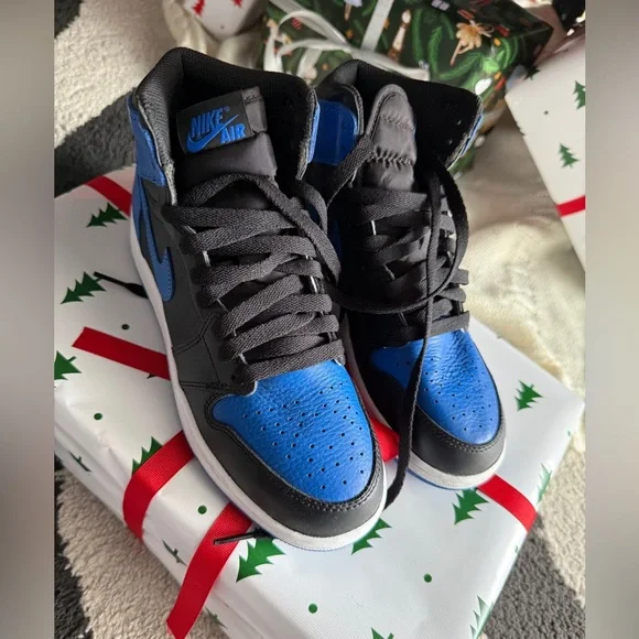 Air Jordan 1 Royal - Picture 2 of 3